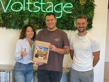 ✈️ Vous l'avez peut-être croisée en passant les contrôles de sécurité à l'aéroport : notre pub Voltstage, dans les bacs 👀
On vous avait lancé un défi : la...