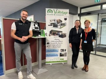 Pensez à sécuriser votre maison, c'est aussi possible depuis votre lieu de travail 😉
Avec la Conciergerie du Finistère, Thibault et Solenn vont à la...